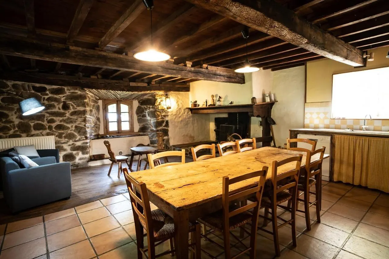Hébergement de vacances Villa Les Terres Nères à Aucun France